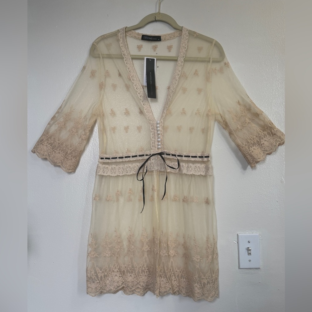 Zanzea Cream and Tan Lace Blouse